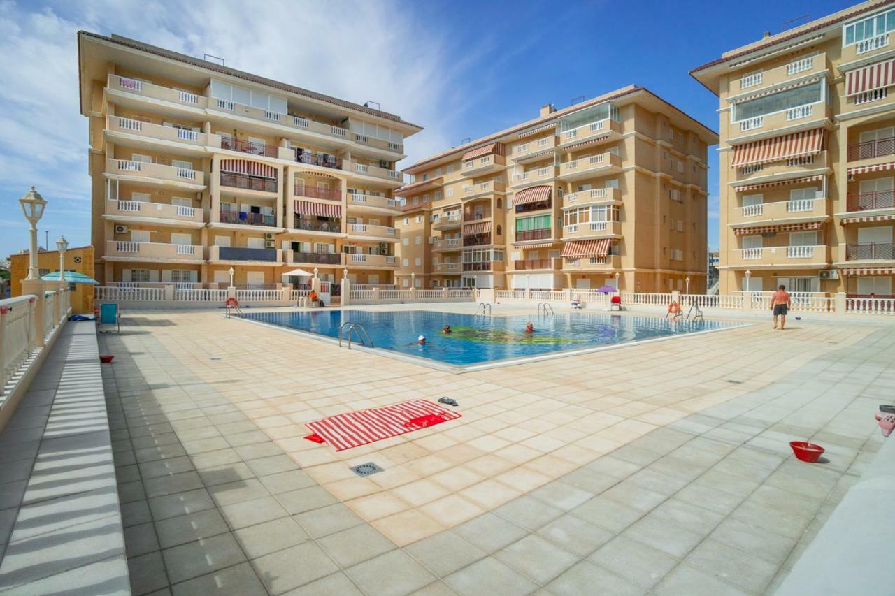 Apartment Sunny La Mata La Mata  Bagian luar foto